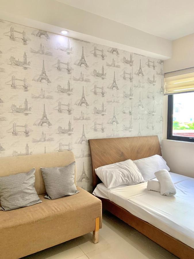 The Persimmon Studios Near Ayala And Sm City Cebu Exterior photo