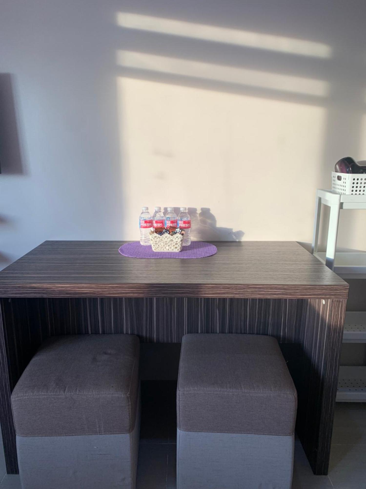 The Persimmon Studios Near Ayala And Sm City Cebu Room photo